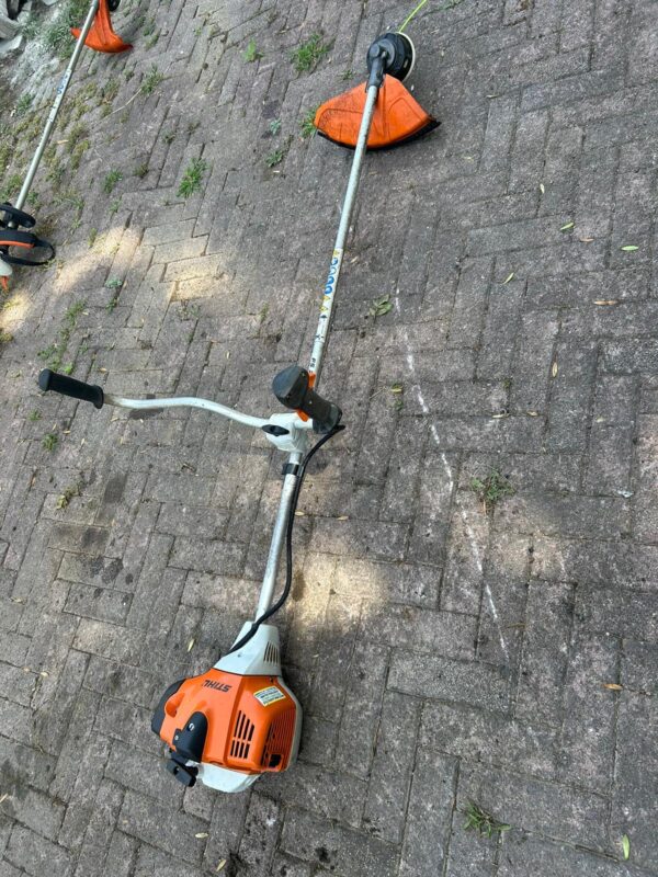 Decespugliatore Stihl FS 240 Ceccanti Macchine Agricole 02