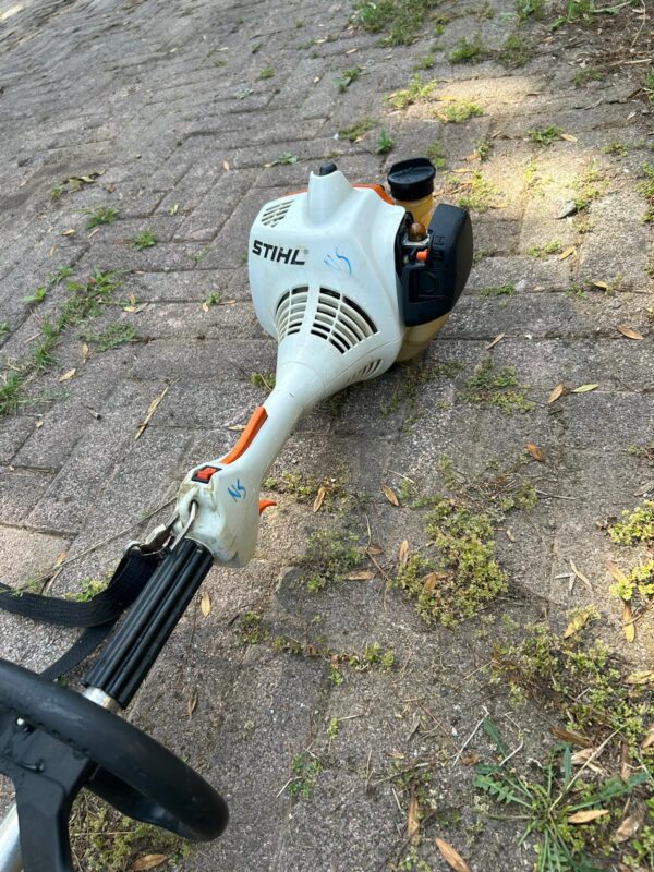 Decespugliatore Stihl FS 240 Ceccanti Macchine Agricole 05